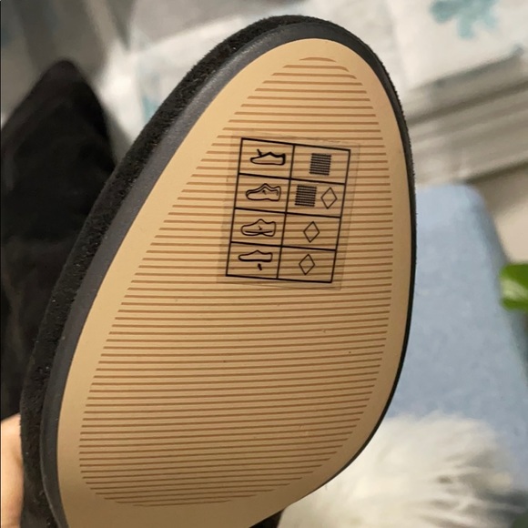 Over knee boot - Picture 3 of 3